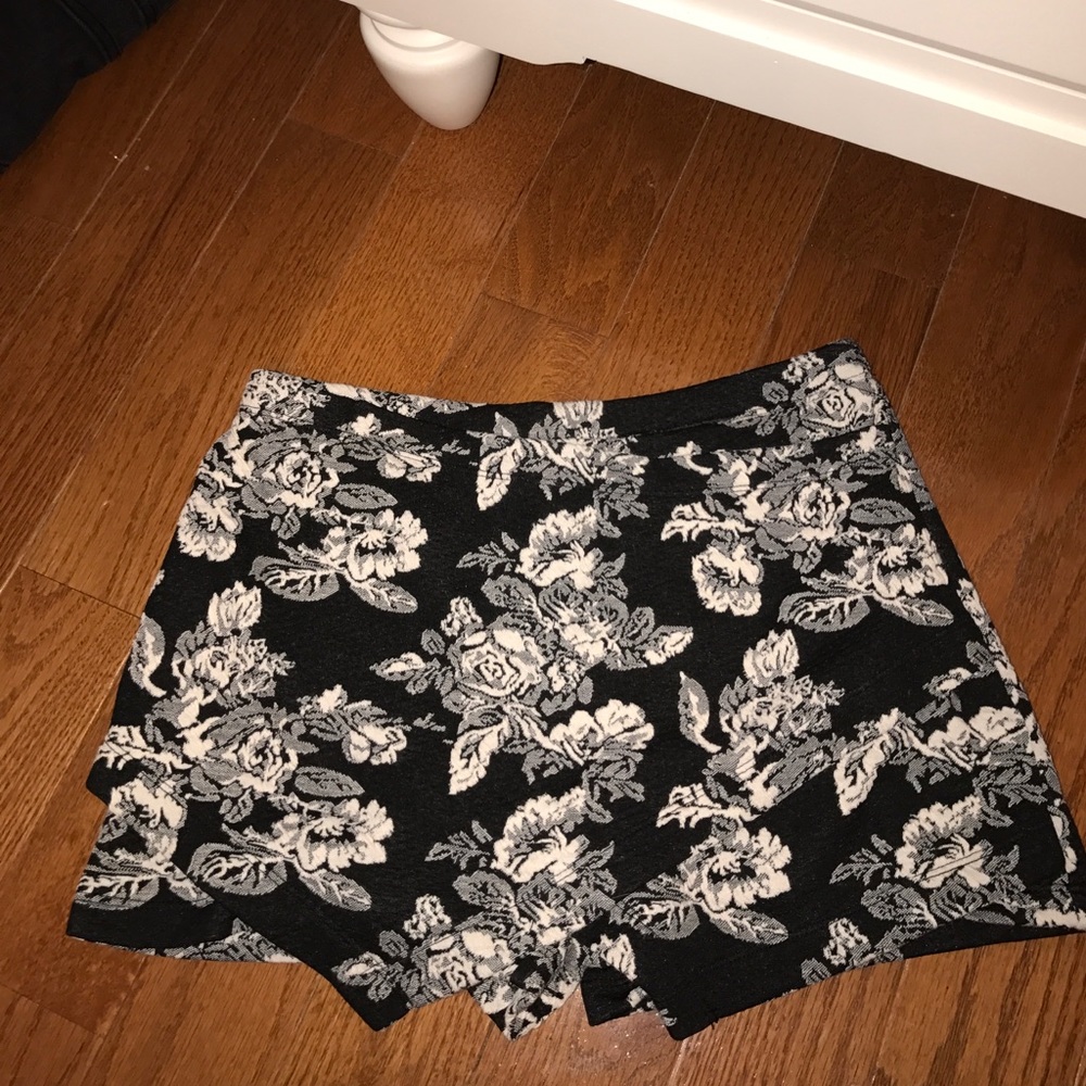 Black and white floral shorts